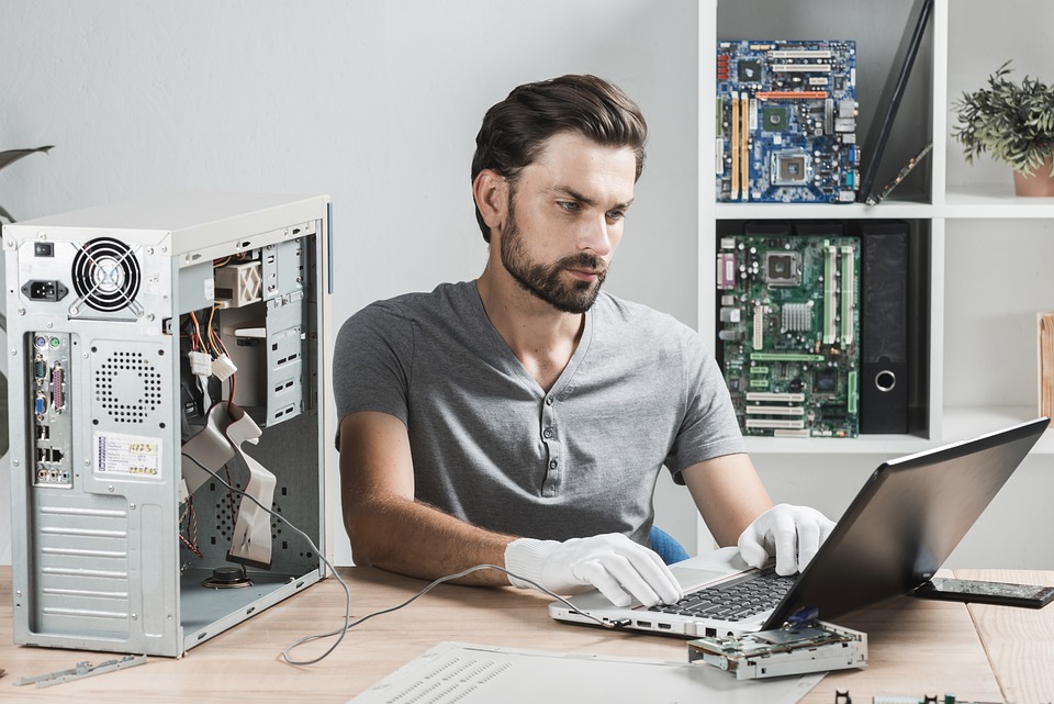 corso tecnico informatico